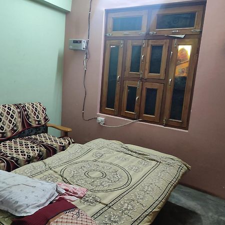 Krishna Bhavan Prayagraj Extérieur photo