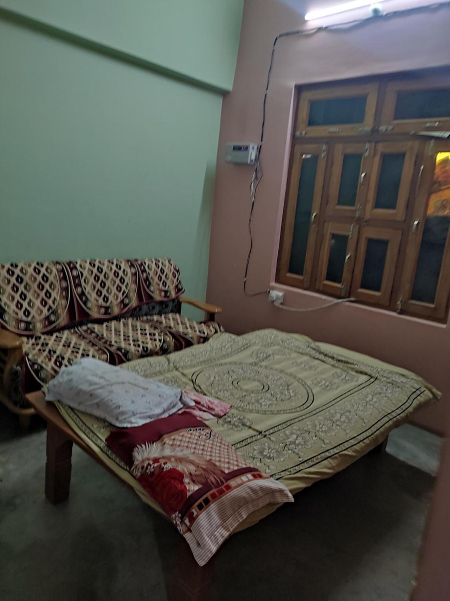 Krishna Bhavan Prayagraj Extérieur photo